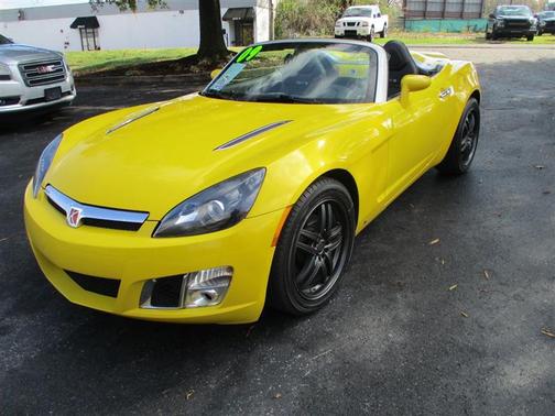 2009 Saturn Sky Red Line