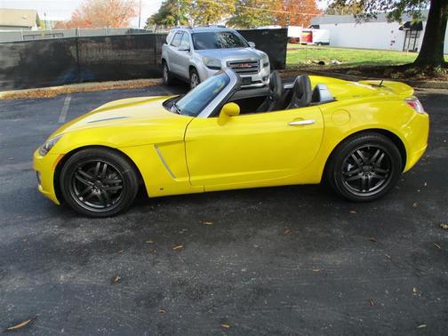 2009 Saturn Sky Red Line