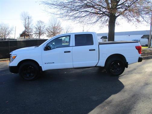 2017 Nissan Titan S