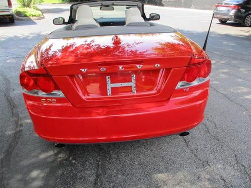 2010 Volvo C70 T5 CONVERTIBLE 2D