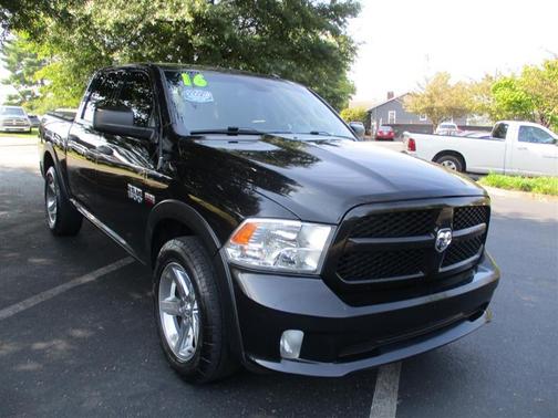 2016 RAM 1500 Tradesman/Express