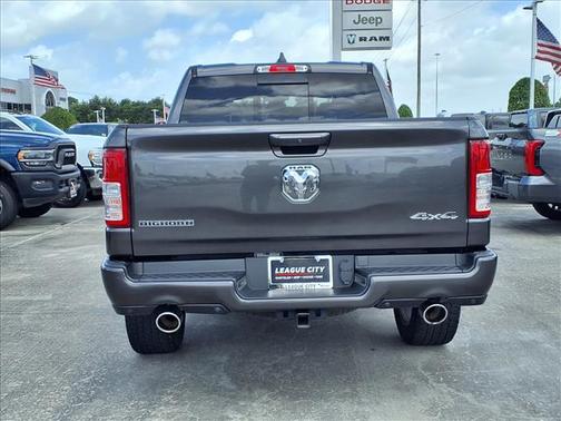 Granite Crystal Metallic Clearcoat 2020 RAM 1500 Big Horn/Lone Star