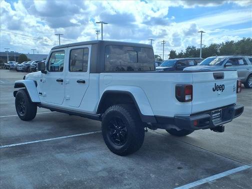 2021 Jeep Gladiator Willys
