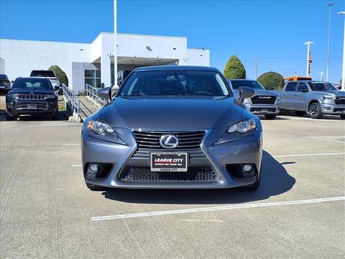 2016 Lexus IS 200t Base