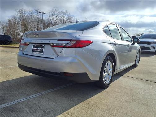 2025 Toyota Camry XLE