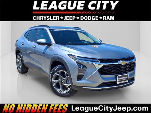 Sterling Gray Metallic 2025 Chevrolet Trax LT
