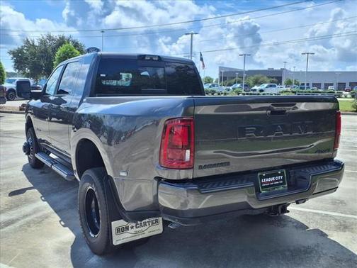 2025 RAM 3500 Laramie