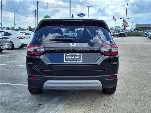 2023 Honda Pilot EX-L 8 Passenger