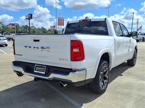Bright White Clearcoat 2025 RAM 1500 Laramie