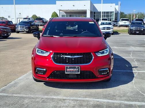 2026 Chrysler Pacifica L