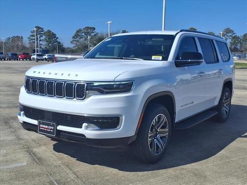 2025 Jeep Wagoneer Base