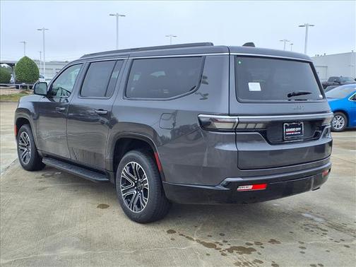 2026 Jeep Grand Wagoneer L 4x2