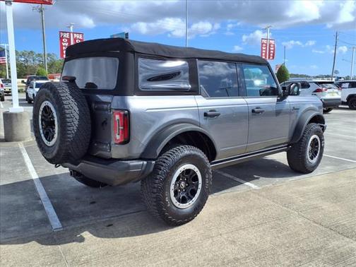 2022 Ford Bronco Badlands
