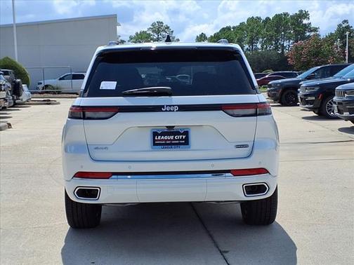 2025 Jeep Grand Cherokee Overland