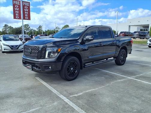2019 Nissan Titan SL