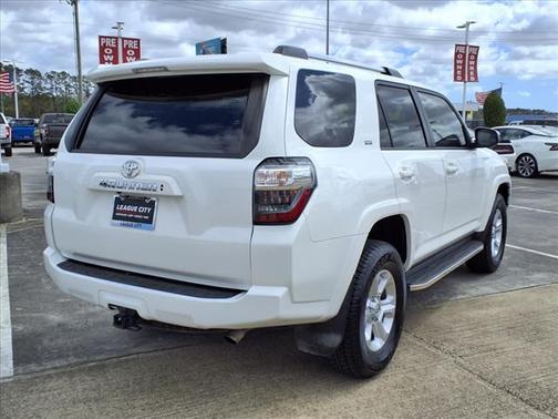 2022 Toyota 4Runner SR5