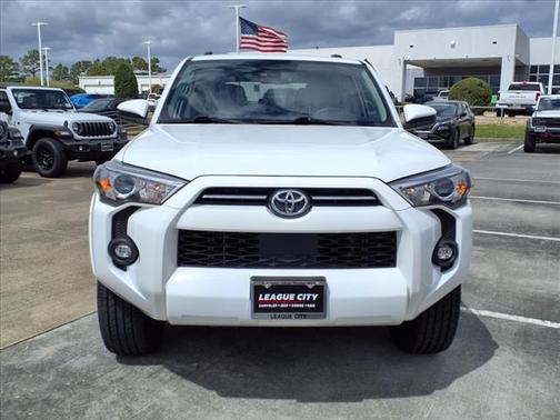 2022 Toyota 4Runner SR5