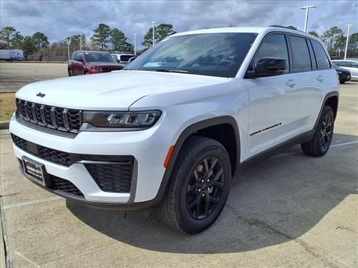 2026 Jeep Grand Cherokee Altitude