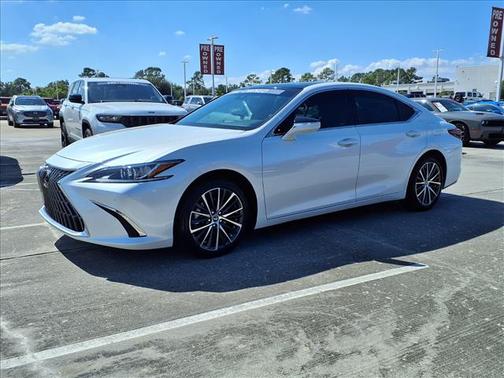 2023 Lexus ES 350 Base