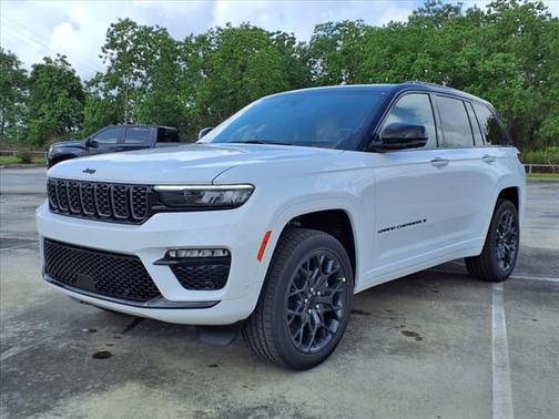 2025 Jeep Grand Cherokee Summit
