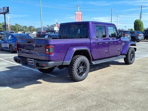2026 Jeep Gladiator Sport