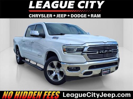 Bright White Clearcoat 2022 RAM 1500 Laramie