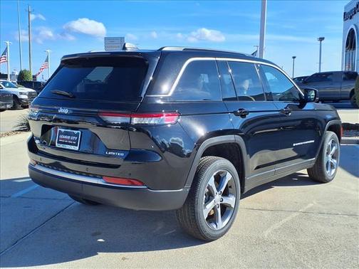 Diamond Black 2026 Jeep Grand Cherokee Limited