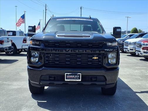 Black 2022 Chevrolet Silverado 2500 Custom