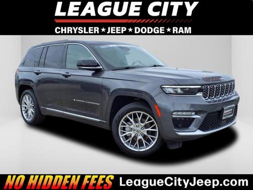 2022 Jeep Grand Cherokee Summit