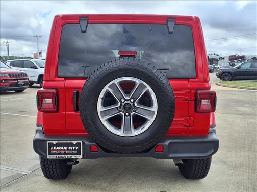 2021 Jeep Wrangler Unlimited Sahara