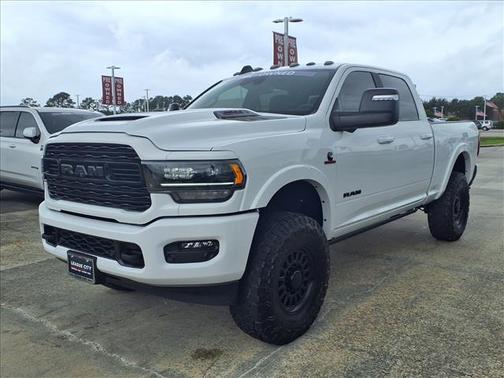 Bright White Clearcoat 2024 RAM 2500 Limited