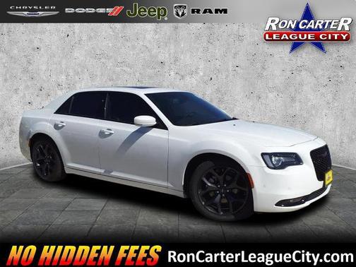 2023 Chrysler 300 S