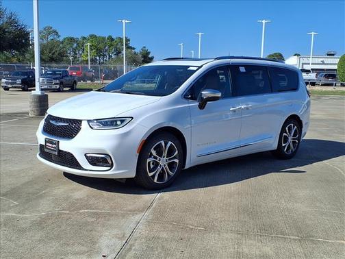 2026 Chrysler Pacifica L