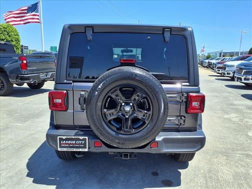 Granite Crystal Metallic Clearcoat 2020 Jeep Wrangler Sport S