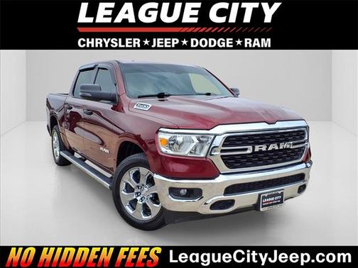 Delmonico Red Pearlcoat 2023 RAM 1500 Big Horn/Lone Star