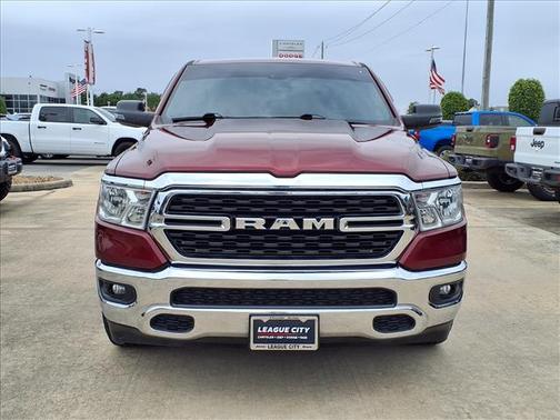 Delmonico Red Pearlcoat 2023 RAM 1500 Big Horn/Lone Star