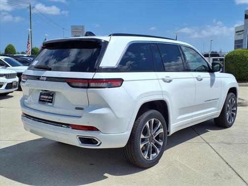 2025 Jeep Grand Cherokee Overland