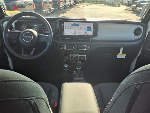 2025 Jeep Gladiator Sport