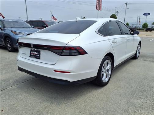 White 2025 Honda Accord LX 1.5T