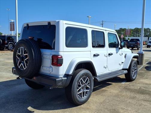2025 Jeep Wrangler Sahara