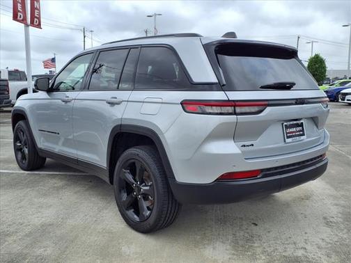 2023 Jeep Grand Cherokee Altitude