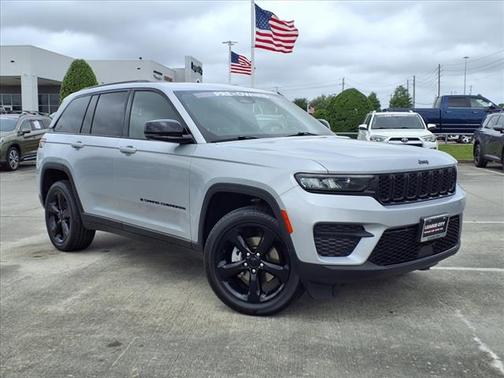 2023 Jeep Grand Cherokee Altitude