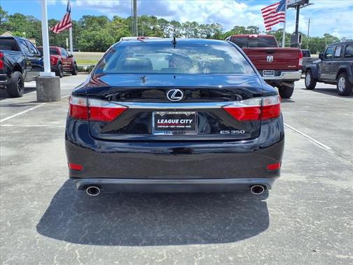 2015 Lexus ES 350 Crafted Line