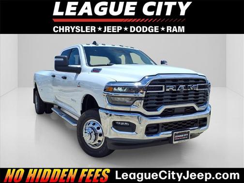 White 2026 RAM 3500 Big Horn