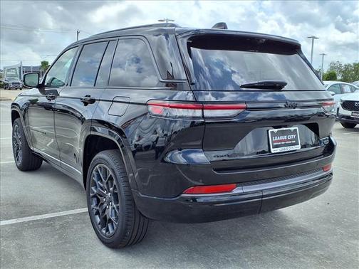 Black 2026 Jeep Grand Cherokee Summit