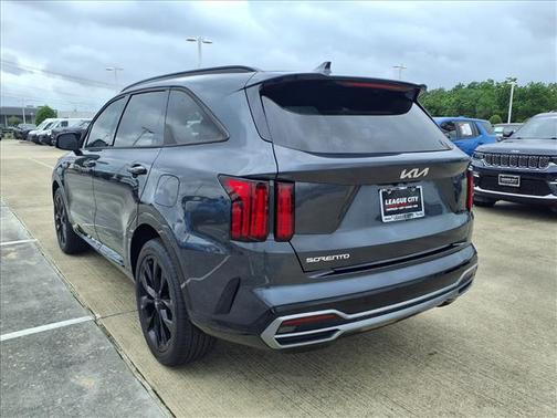 Gravity Gray 2023 Kia Sorento SX