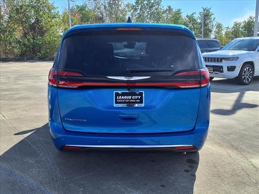 2026 Chrysler Pacifica L