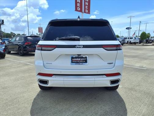 2025 Jeep Grand Cherokee Summit