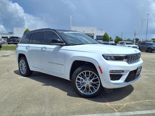 2025 Jeep Grand Cherokee Summit