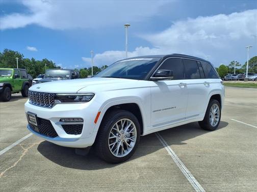 2025 Jeep Grand Cherokee Summit